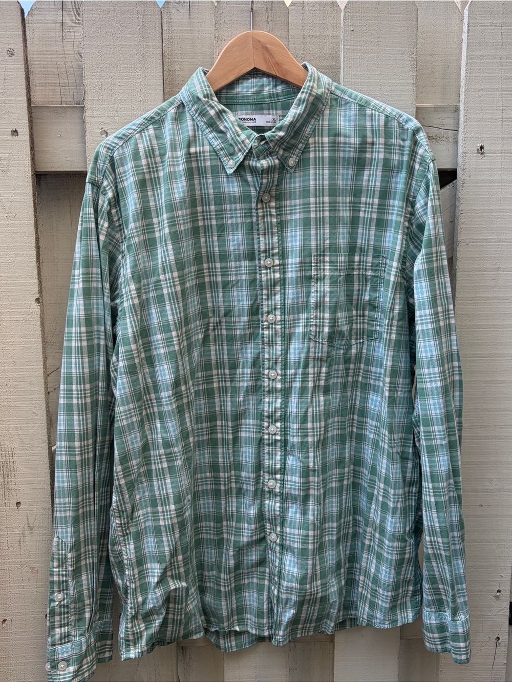 Sonoma Men's Green & White Plaid Long Sleeve Shirt